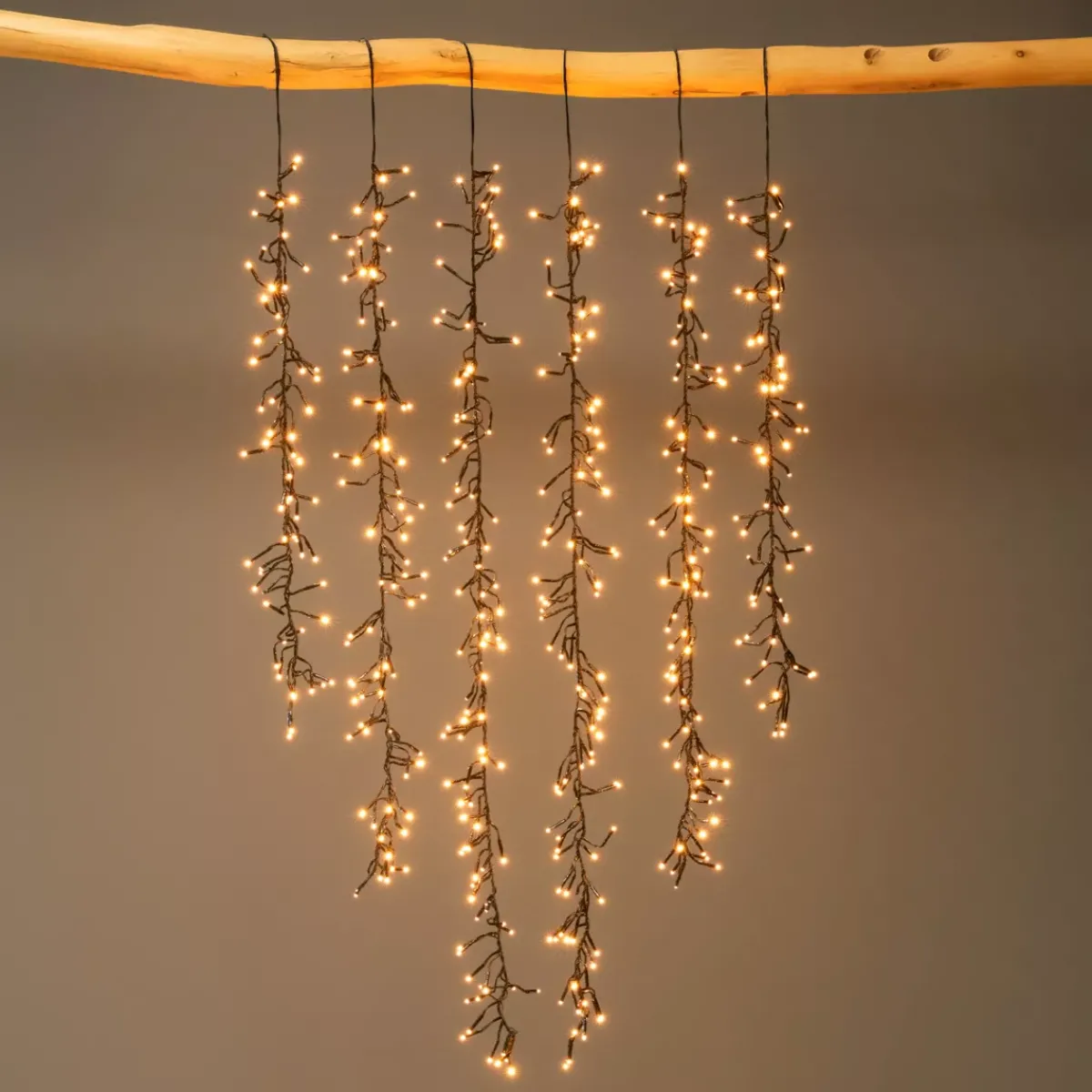 KAEMINGK Ghirlande Di Luci-Cascata luminosa 2 m 480 LED cavo nero Effetto scintillante Bianco caldo dorato