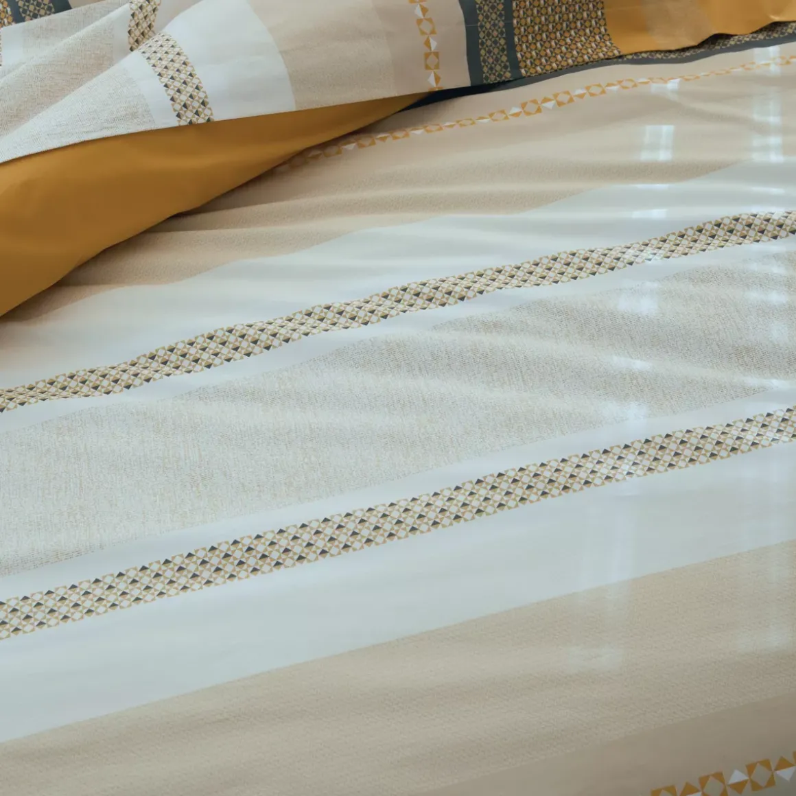 Copripiumino in percalle di cotone (300 x 240 cm) Marlow Giallo