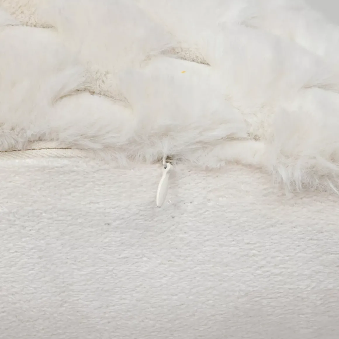Cuscino rettangolare ecopelliccia (38 x 58 cm) Adriel Beige