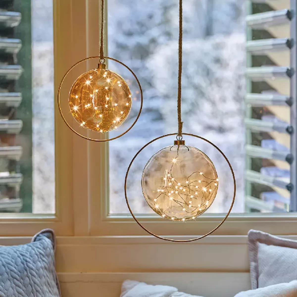 KAEMINGK Decorazioni E Oggetti Natalizi|Oggetti Decorativi E Illuminati-Decorazione da appendere luminosa a pile 30 LED (D20 cm) Luna d'Inverno /bianco caldo