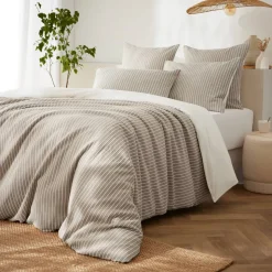 Federa quadrata reversibile in cotone testurizzato e percale (60 x 60 cm) Alice Ecru