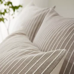 Federa quadrata reversibile in cotone testurizzato e percale (80 x 80 cm) Alice Ecru