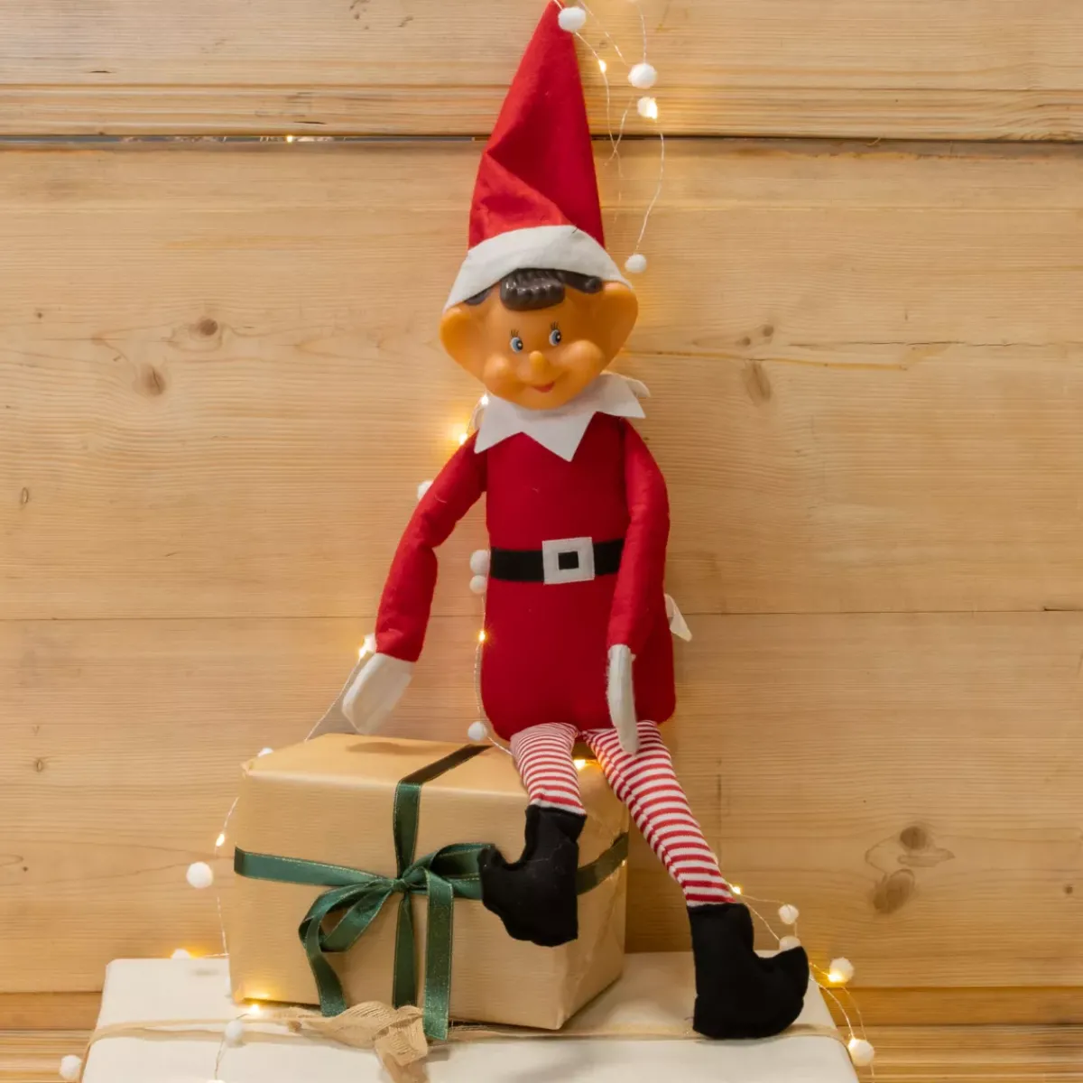 CHRISTMAS DREAM Babbo Natale Animali E Personaggi-Folletto buffone (H50 cm) Emile con le mani scratch