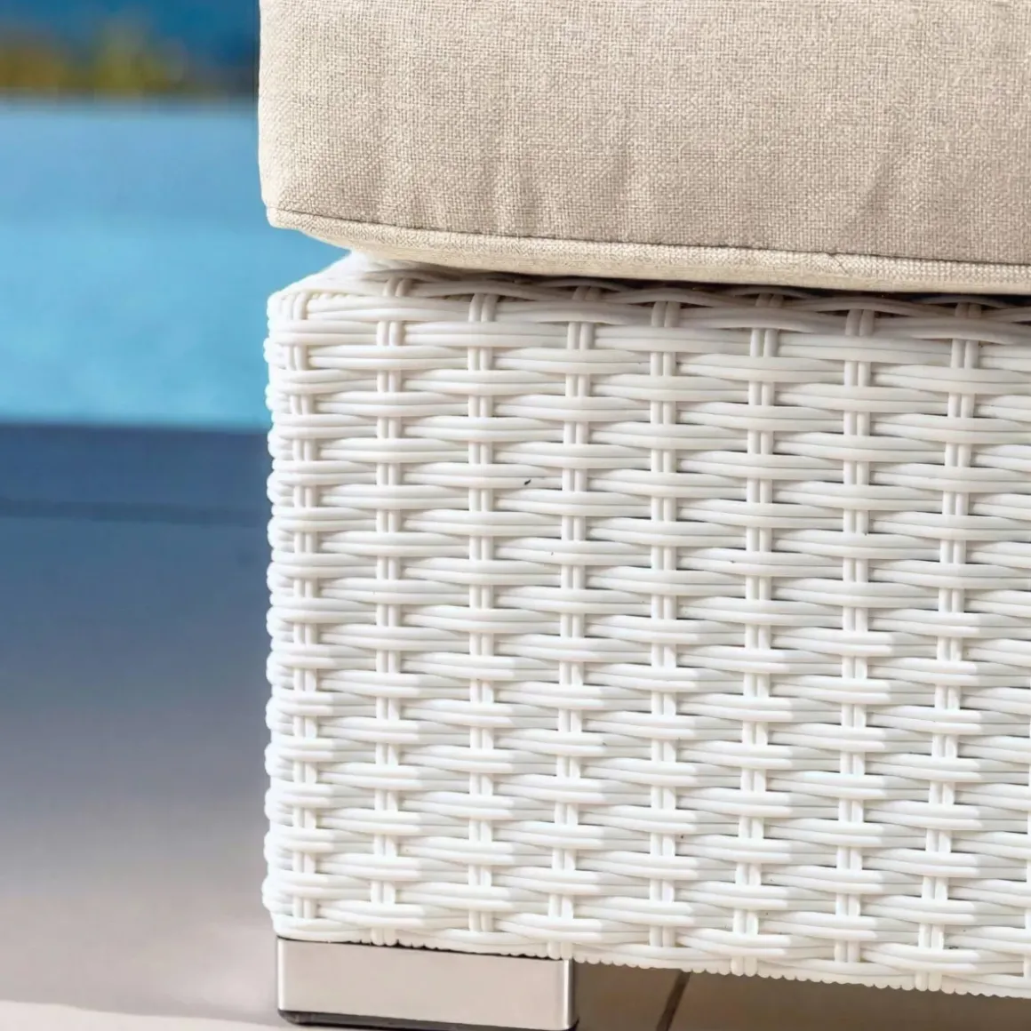 Panca in resina intrecciata 2 posti Palma Bianco e beige