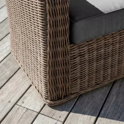 Salotto da giardino in resina intrecciata 7 posti 5 pezzi Calvi Seppia e grigio scuro