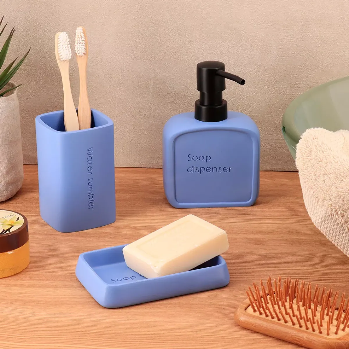 TENDANCE Accessori Bagno-Set bicchiere distributore e porta sapone in poliresina incisa Julia lavanda