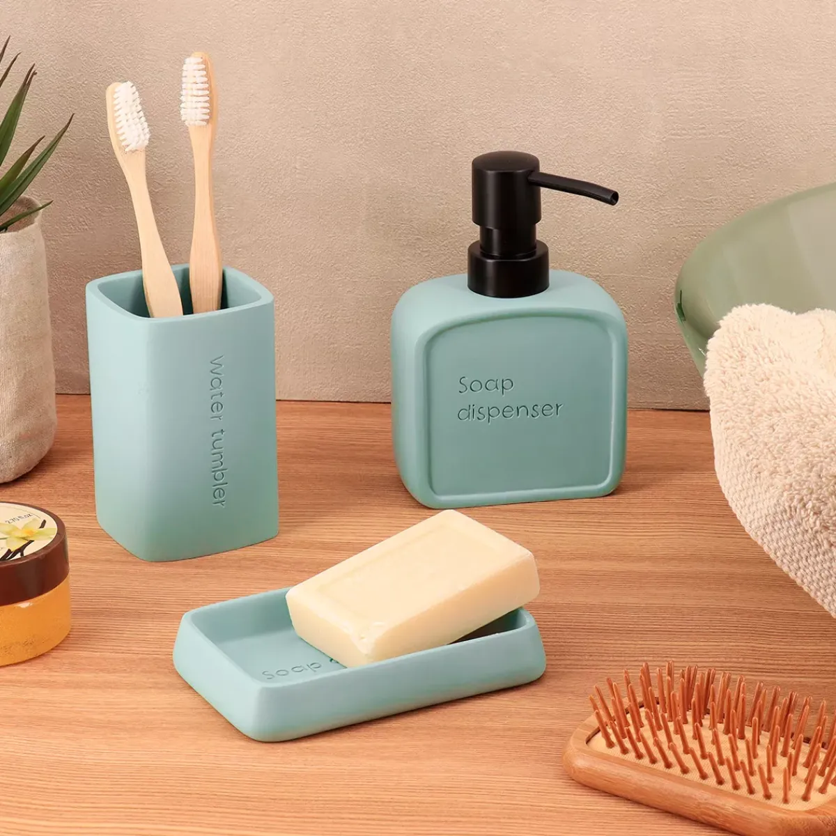 TENDANCE Accessori Bagno-Set bicchiere portaspazzolino e distributore in poliresina incisa Julia
