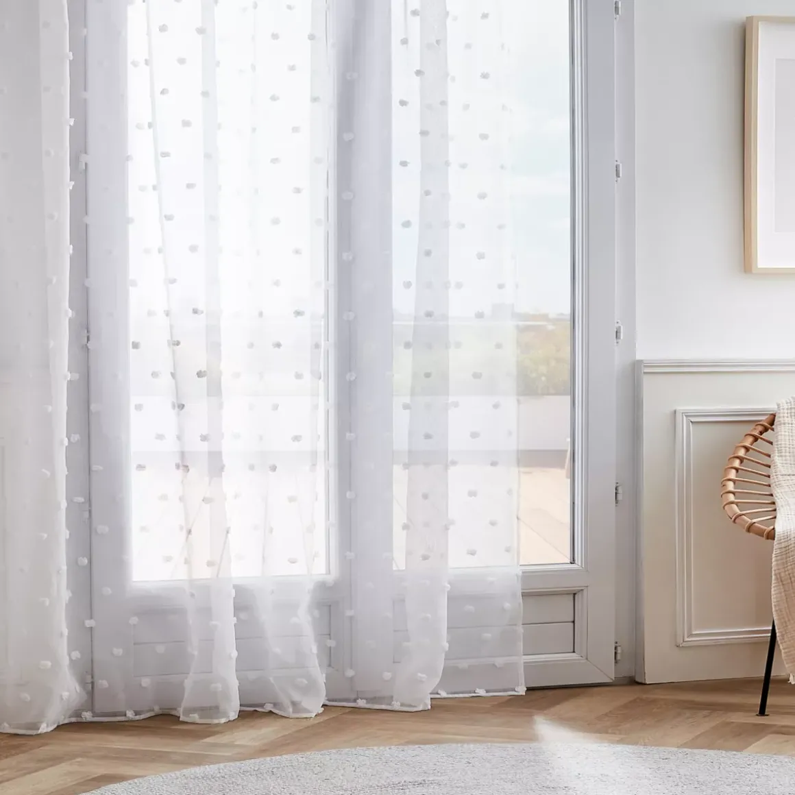 Tenda trasparente con occhielli pon pon (280 x 240 cm) Emie Bianco