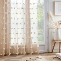 Tenda trasparente con passanti nascosti e pon pon (280 x 240 cm) Suzie Beige